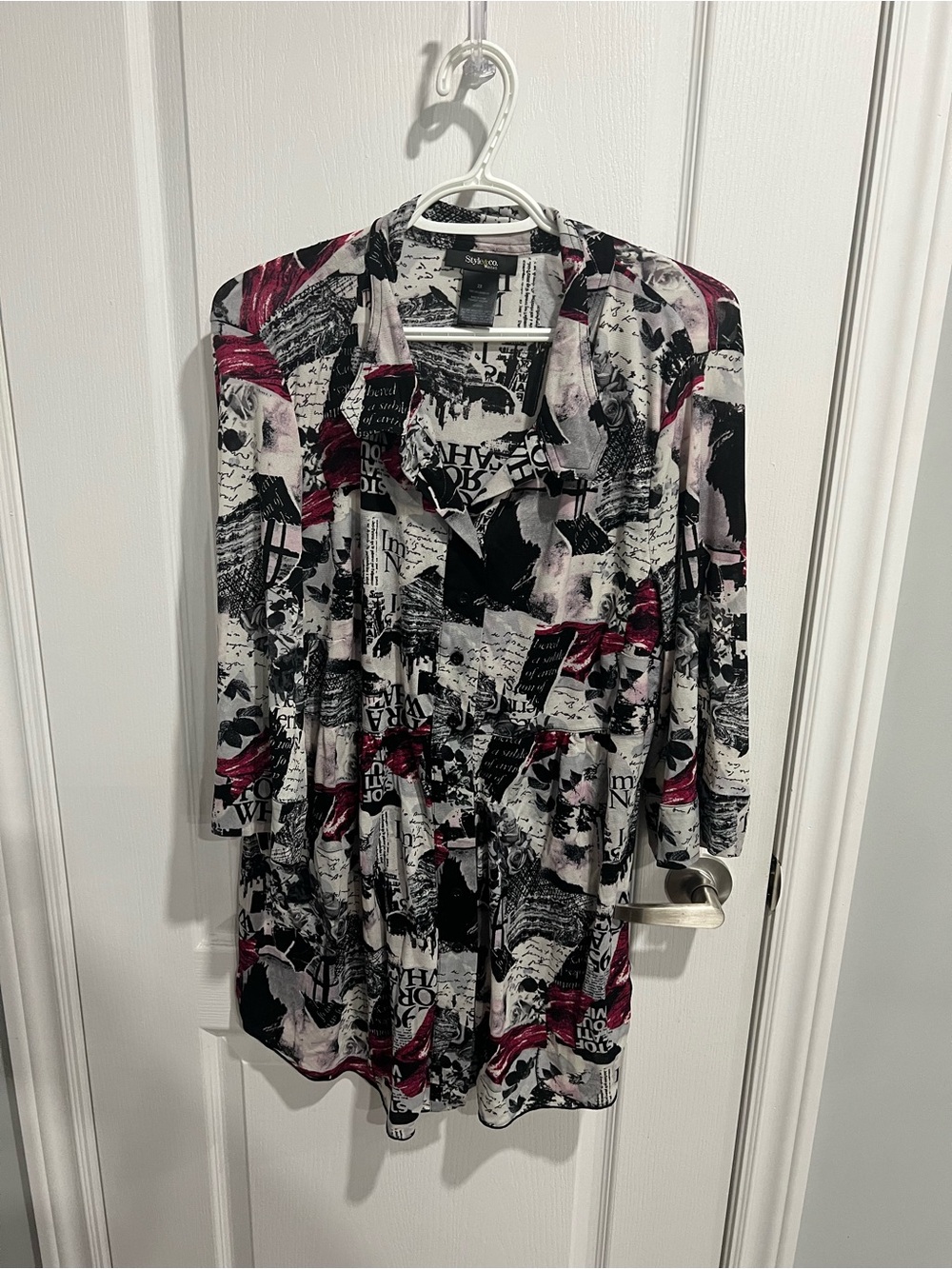 Style & Co. Black, White & Berry Abstract Print Tunic